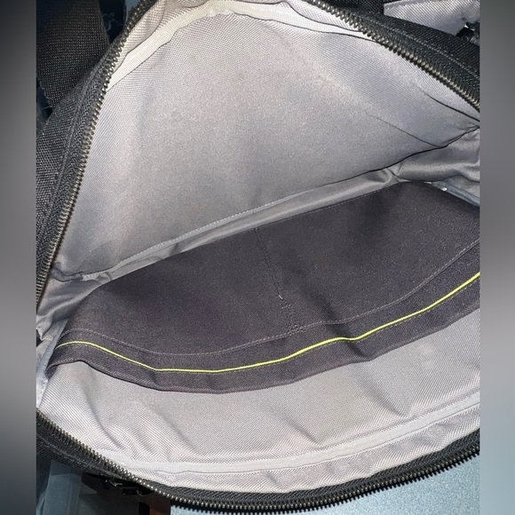 KNOMO Black Unisex Laptop Briefcase Messenger Bag with many compartments. - Picture 9 of 14